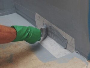 Chống thấm chân tường nhà vệ sinh