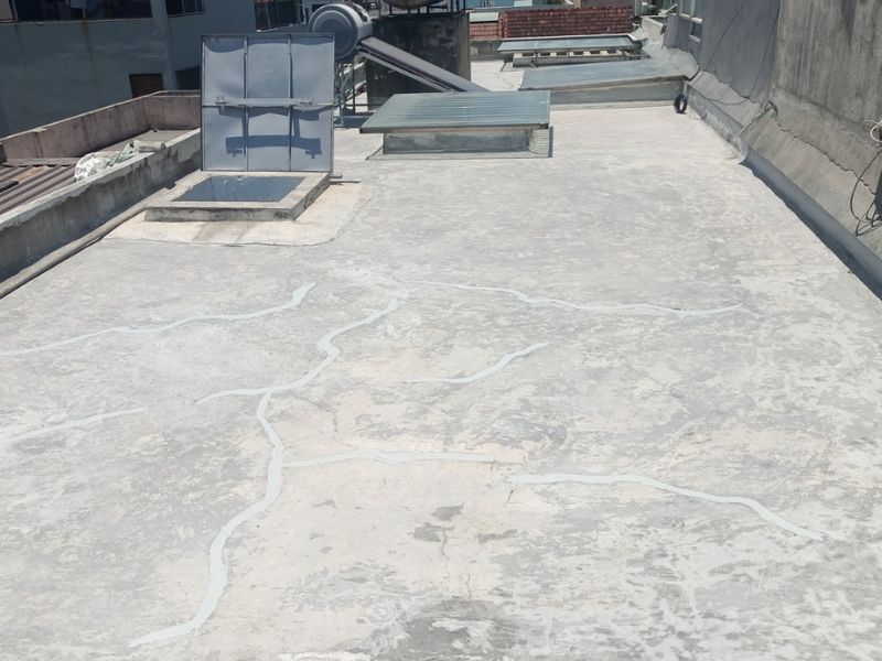 cách chống thấm sân thượng bị nứt
