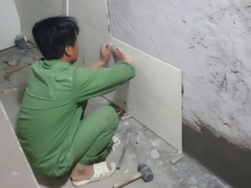 Chống thấm chân tường 