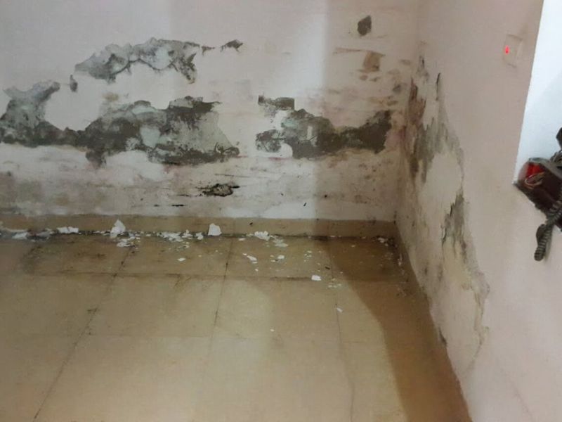 Chống thấm ngược tường gạch