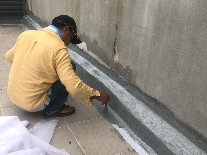 cách chống thấm tường nhà liền kề