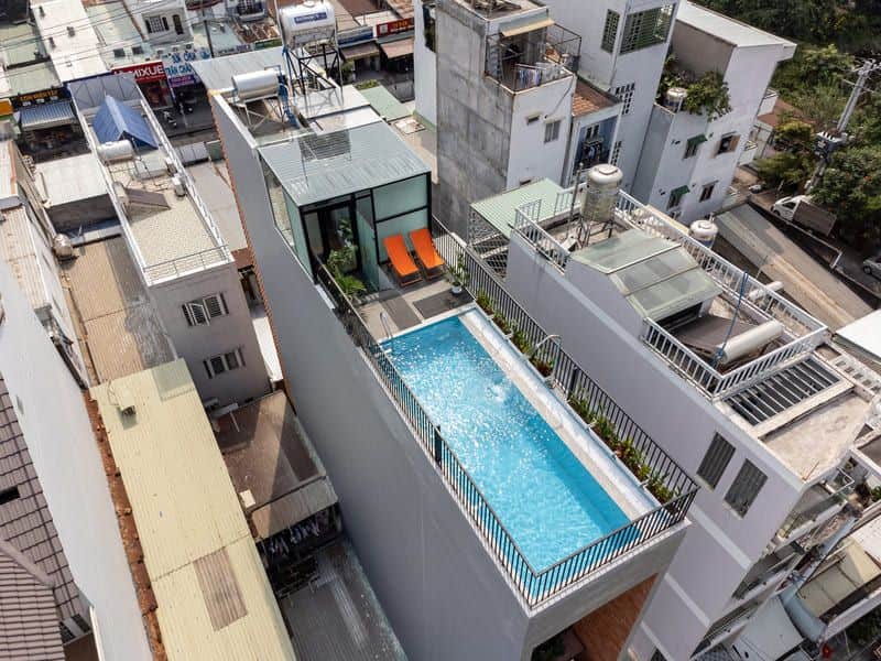 chống thấm ngược trần nhà